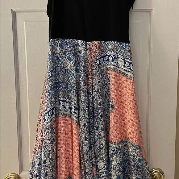 South Moon Under Sanctuary Black and Multicolor women’s maxi dress - Picture 2 of 6